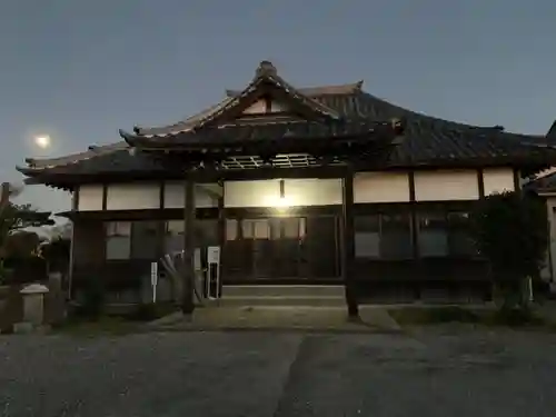 照光寺の本殿・本堂