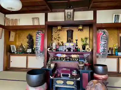 長善寺 妙足院の{uncategorized: "未分類", other: "その他", undefined: "問題あり", building: "その他建物", grave: "お墓", sacred_gate: "鳥居", guardian: "狛犬", statue: "像", buddha: "仏像", history: "歴史", nature: "自然", garden: "庭園", animal: "動物", pagoda: "塔", temizu: "手水舎", mountain_gate: "山門・神門", sanctuary: "本殿・本堂", subordinate: "末社・摂社", art: "芸術", scenery: "景色", jizo: "地蔵", ema: "絵馬", goshuin: "御朱印", omikuji: "おみくじ", items: "授与品その他", amulet: "お守り", goshuincho: "御朱印帳", eats: "食事", festival: "お祭り", votive_dance: "神楽", shichigosan: "七五三参", wedding: "結婚式", experience: "体験その他", initially: "初詣", around: "周辺", anti_infection: "感染症対策"}