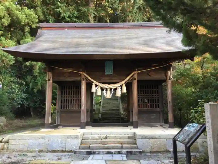 神部神社の山門・神門