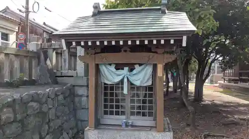櫟原神社の仏像