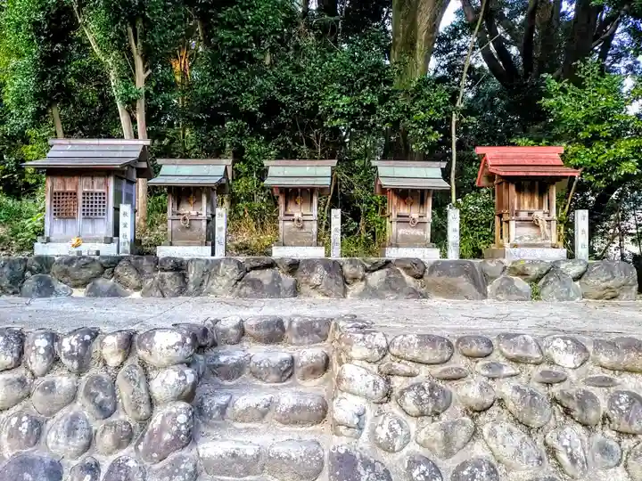 八幡神社(坂部八幡神社)の末社・摂社