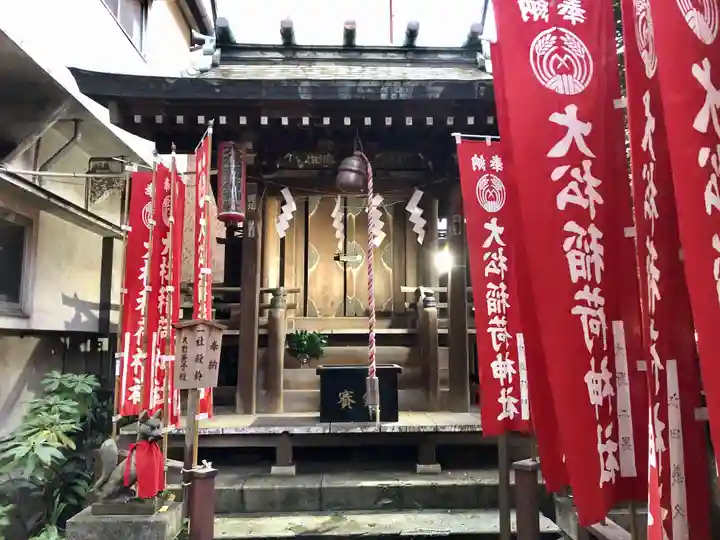 大松稲荷神社の本殿・本堂