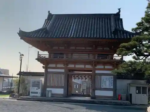 総持寺の山門・神門