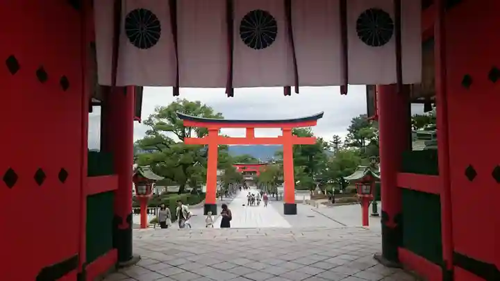 伏見稲荷大社の鳥居