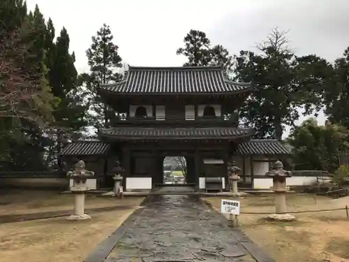 大照院の山門