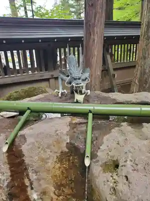 諏訪大社の手水舎