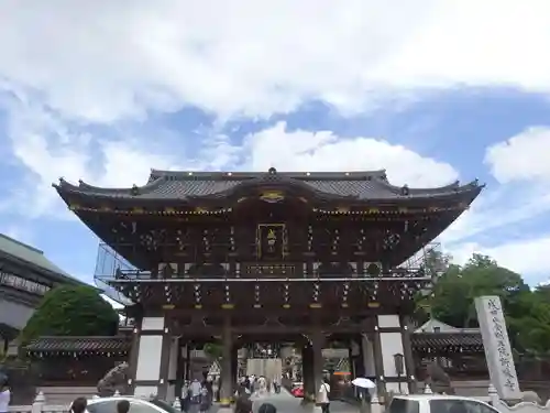 成田山新勝寺の山門