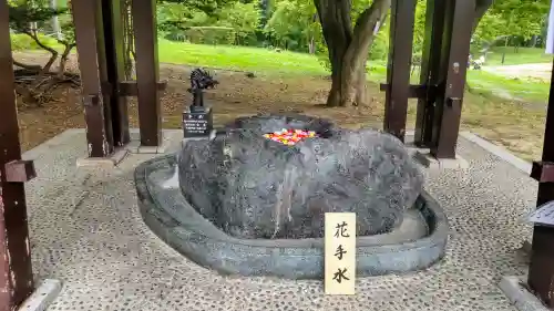 月寒神社の手水舎