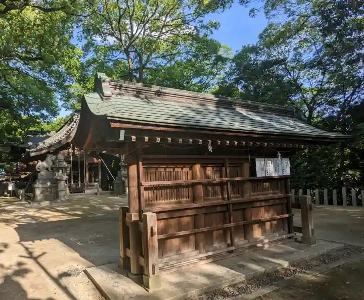 白山神社(二子町)の{uncategorized: "未分類", other: "その他", undefined: "問題あり", building: "その他建物", grave: "お墓", sacred_gate: "鳥居", guardian: "狛犬", statue: "像", buddha: "仏像", history: "歴史", nature: "自然", garden: "庭園", animal: "動物", pagoda: "塔", temizu: "手水舎", mountain_gate: "山門・神門", sanctuary: "本殿・本堂", subordinate: "末社・摂社", art: "芸術", scenery: "景色", jizo: "地蔵", ema: "絵馬", goshuin: "御朱印", omikuji: "おみくじ", items: "授与品その他", amulet: "お守り", goshuincho: "御朱印帳", eats: "食事", festival: "お祭り", votive_dance: "神楽", shichigosan: "七五三参", wedding: "結婚式", experience: "体験その他", initially: "初詣", around: "周辺", anti_infection: "感染症対策"}