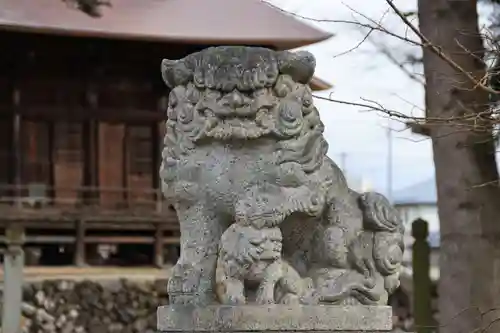 北宮諏方神社の狛犬