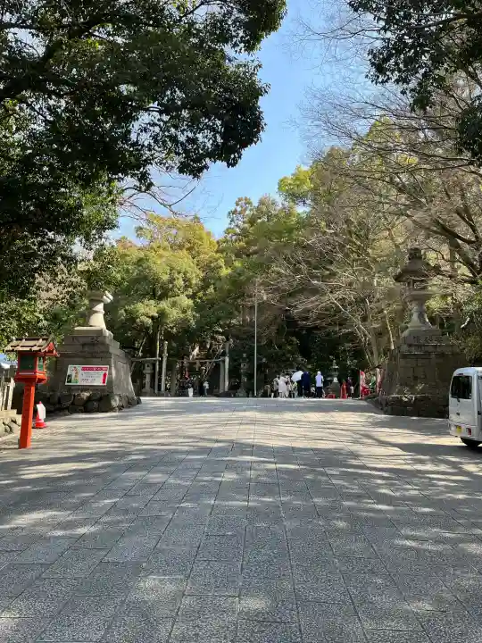 枚岡神社の{uncategorized: "未分類", other: "その他", undefined: "問題あり", building: "その他建物", grave: "お墓", sacred_gate: "鳥居", guardian: "狛犬", statue: "像", buddha: "仏像", history: "歴史", nature: "自然", garden: "庭園", animal: "動物", pagoda: "塔", temizu: "手水舎", mountain_gate: "山門・神門", sanctuary: "本殿・本堂", subordinate: "末社・摂社", art: "芸術", scenery: "景色", jizo: "地蔵", ema: "絵馬", goshuin: "御朱印", omikuji: "おみくじ", items: "授与品その他", amulet: "お守り", goshuincho: "御朱印帳", eats: "食事", festival: "お祭り", votive_dance: "神楽", shichigosan: "七五三参", wedding: "結婚式", experience: "体験その他", initially: "初詣", around: "周辺", anti_infection: "感染症対策"}