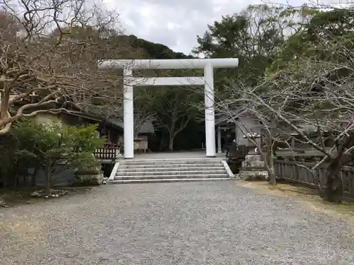 安房神社の鳥居