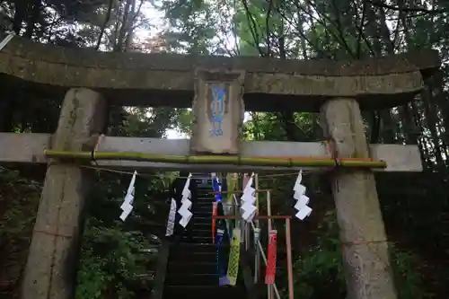滑川神社 - 仕事と子どもの守り神の鳥居