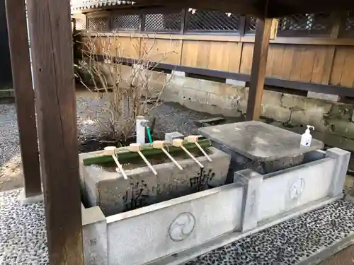 蟻通神社の手水舎