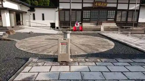 満正寺の本殿・本堂