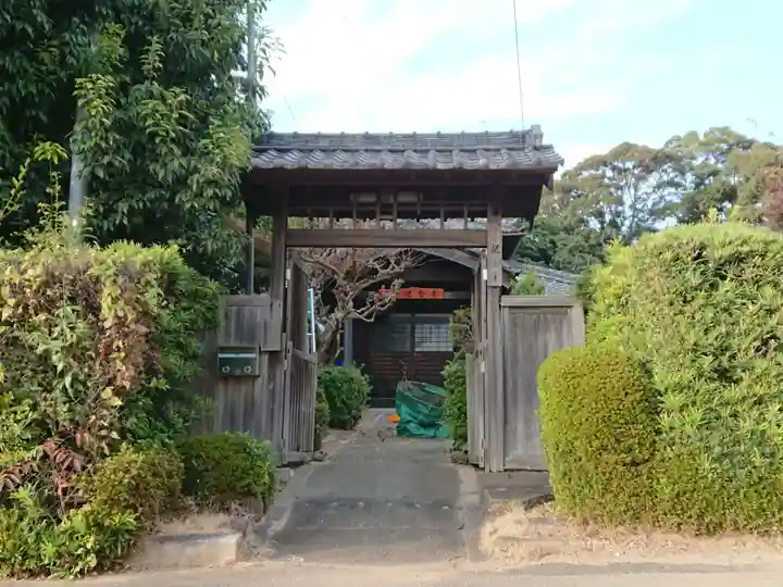 記念寺の山門・神門