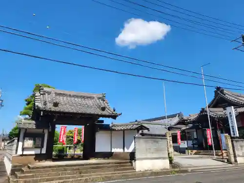 長福寺の山門