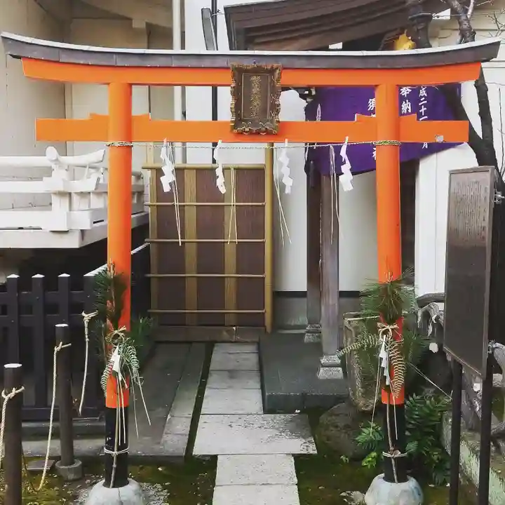 榊神社の末社・摂社