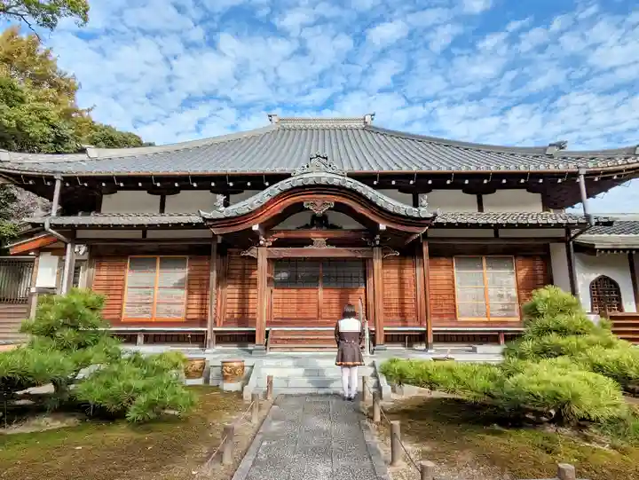 洞光院の本殿・本堂