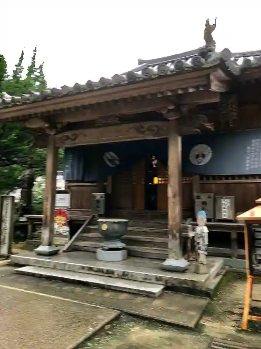 藤井寺の本殿・本堂