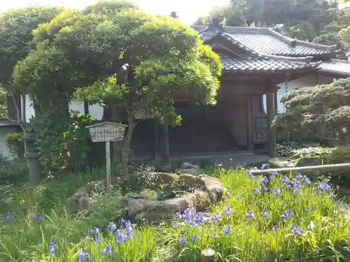 極楽寺（霊鷲山感應院極楽律寺）のその他建物
