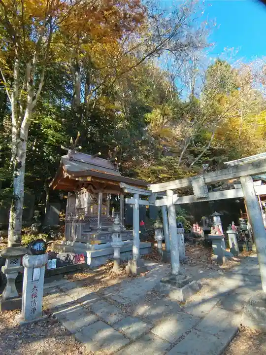 高尾山薬王院の末社・摂社