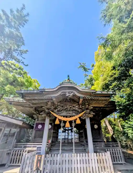第六天神社の{uncategorized: "未分類", other: "その他", undefined: "問題あり", building: "その他建物", grave: "お墓", sacred_gate: "鳥居", guardian: "狛犬", statue: "像", buddha: "仏像", history: "歴史", nature: "自然", garden: "庭園", animal: "動物", pagoda: "塔", temizu: "手水舎", mountain_gate: "山門・神門", sanctuary: "本殿・本堂", subordinate: "末社・摂社", art: "芸術", scenery: "景色", jizo: "地蔵", ema: "絵馬", goshuin: "御朱印", omikuji: "おみくじ", items: "授与品その他", amulet: "お守り", goshuincho: "御朱印帳", eats: "食事", festival: "お祭り", votive_dance: "神楽", shichigosan: "七五三参", wedding: "結婚式", experience: "体験その他", initially: "初詣", around: "周辺", anti_infection: "感染症対策"}