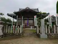 春日寺の本殿・本堂