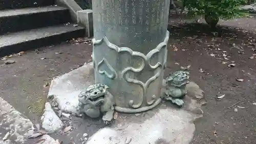 一瓶塚稲荷神社の狛犬