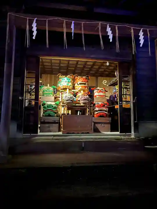 紅葉八幡宮の狛犬