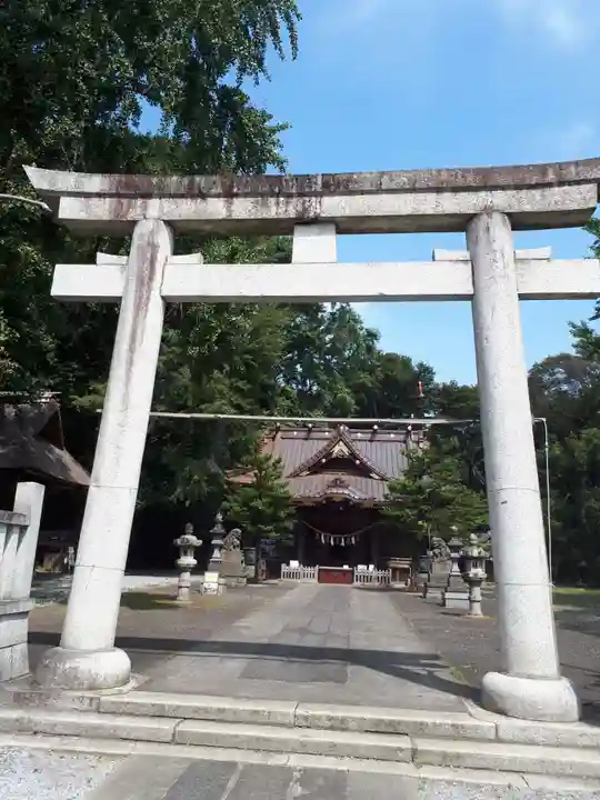 玉敷神社の鳥居