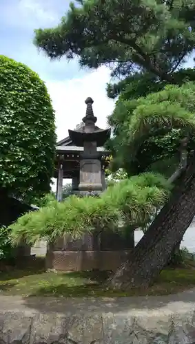 長泉寺の塔