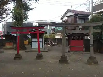 六所神社の末社・摂社