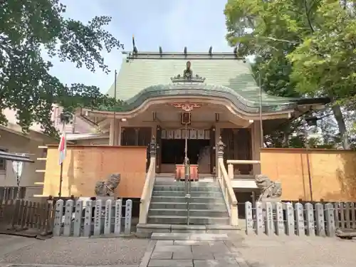 諏訪神社の本殿・本堂