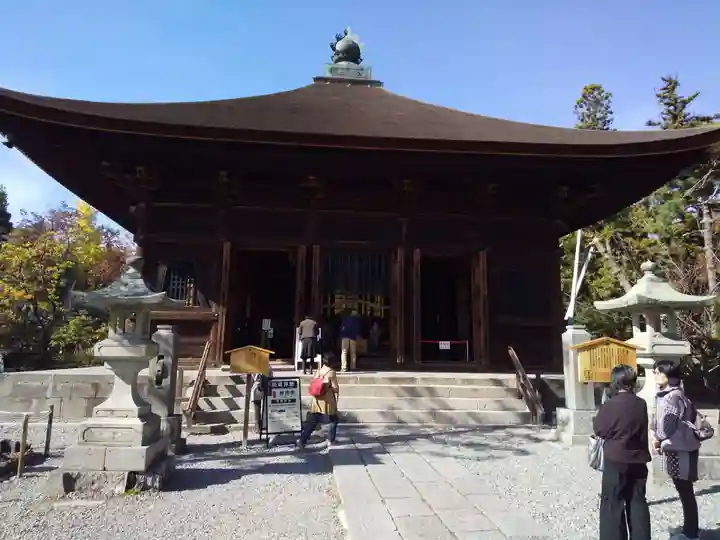 善光寺の本殿・本堂