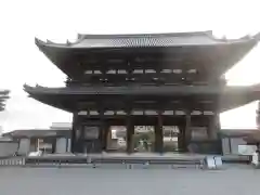 仁和寺の山門