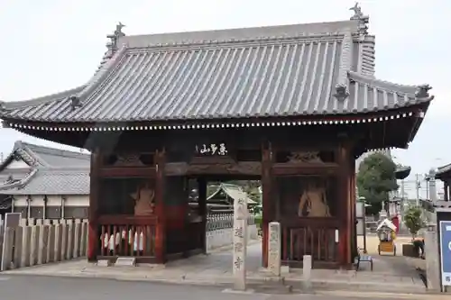 道隆寺の山門