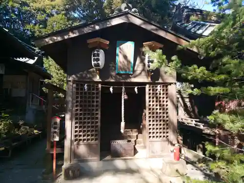 大稲荷神社の末社