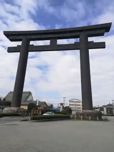 大神神社の鳥居