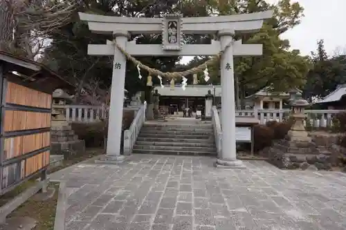 上地八幡宮の鳥居