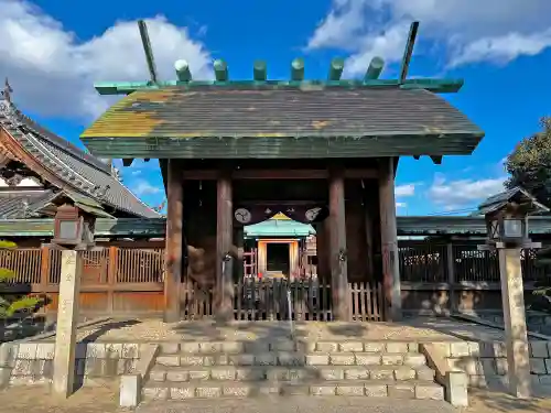鳥出神社の末社・摂社