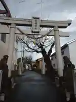 座間神社の鳥居