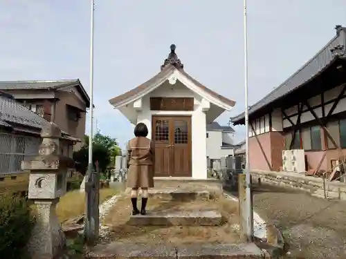 正法寺の末社