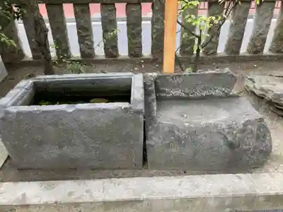 お三の宮日枝神社の手水舎