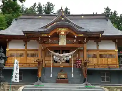 烏帽子山八幡宮の本殿・本堂