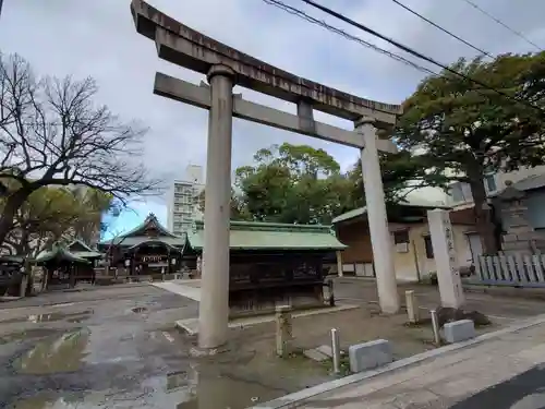 髙牟神社の鳥居