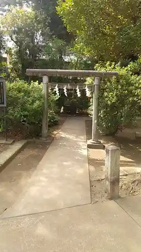 鳩森八幡神社の鳥居