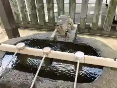 羊神社の手水