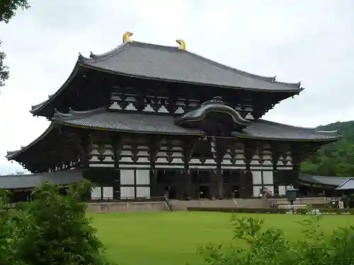 東大寺の本殿・本堂