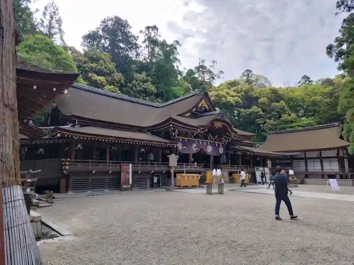 大神神社の{uncategorized: "未分類", other: "その他", undefined: "問題あり", building: "その他建物", grave: "お墓", sacred_gate: "鳥居", guardian: "狛犬", statue: "像", buddha: "仏像", history: "歴史", nature: "自然", garden: "庭園", animal: "動物", pagoda: "塔", temizu: "手水舎", mountain_gate: "山門・神門", sanctuary: "本殿・本堂", subordinate: "末社・摂社", art: "芸術", scenery: "景色", jizo: "地蔵", ema: "絵馬", goshuin: "御朱印", omikuji: "おみくじ", items: "授与品その他", amulet: "お守り", goshuincho: "御朱印帳", eats: "食事", festival: "お祭り", votive_dance: "神楽", shichigosan: "七五三参", wedding: "結婚式", experience: "体験その他", initially: "初詣", around: "周辺", anti_infection: "感染症対策"}